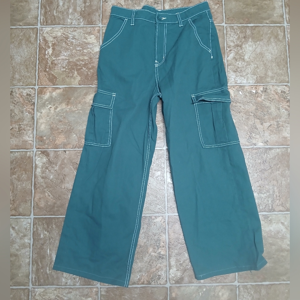 NWT H&M Divided Teal Green Wide Leg Cargo Pants with White Stitching Size 6